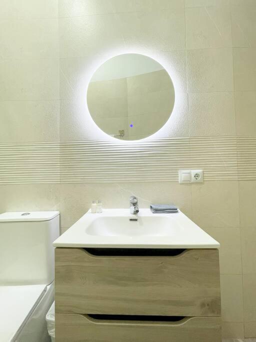 Cerca Del Centro Y Luminoso Apartment Madrid Ngoại thất bức ảnh